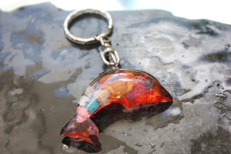 Dolphin Keychain w/ Inlay Sea Life - Orange Dolphin Keychain w/ Inlay Sea Life - Orange